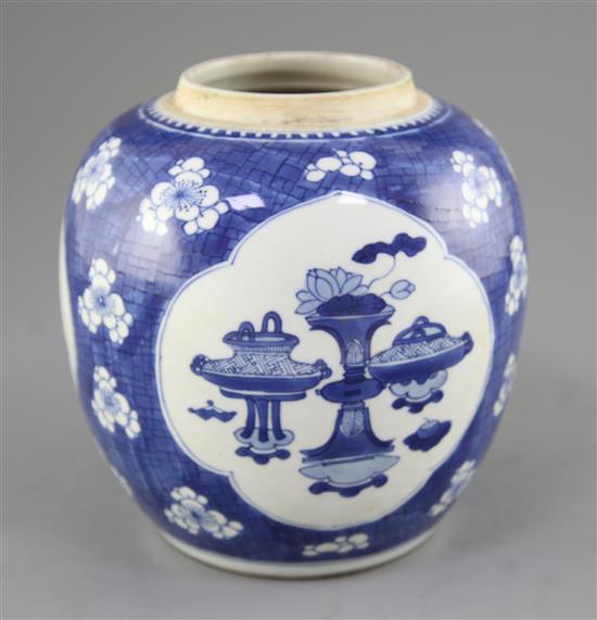 A Chinese blue and white ovoid jar, Kangxi / Yongzheng, height 20cm, small star crack to side